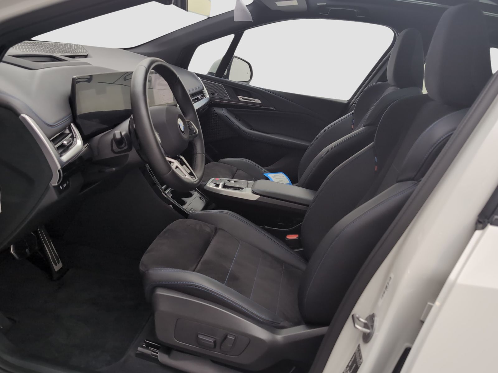 BMW 223 Active Tourer - Bild 9