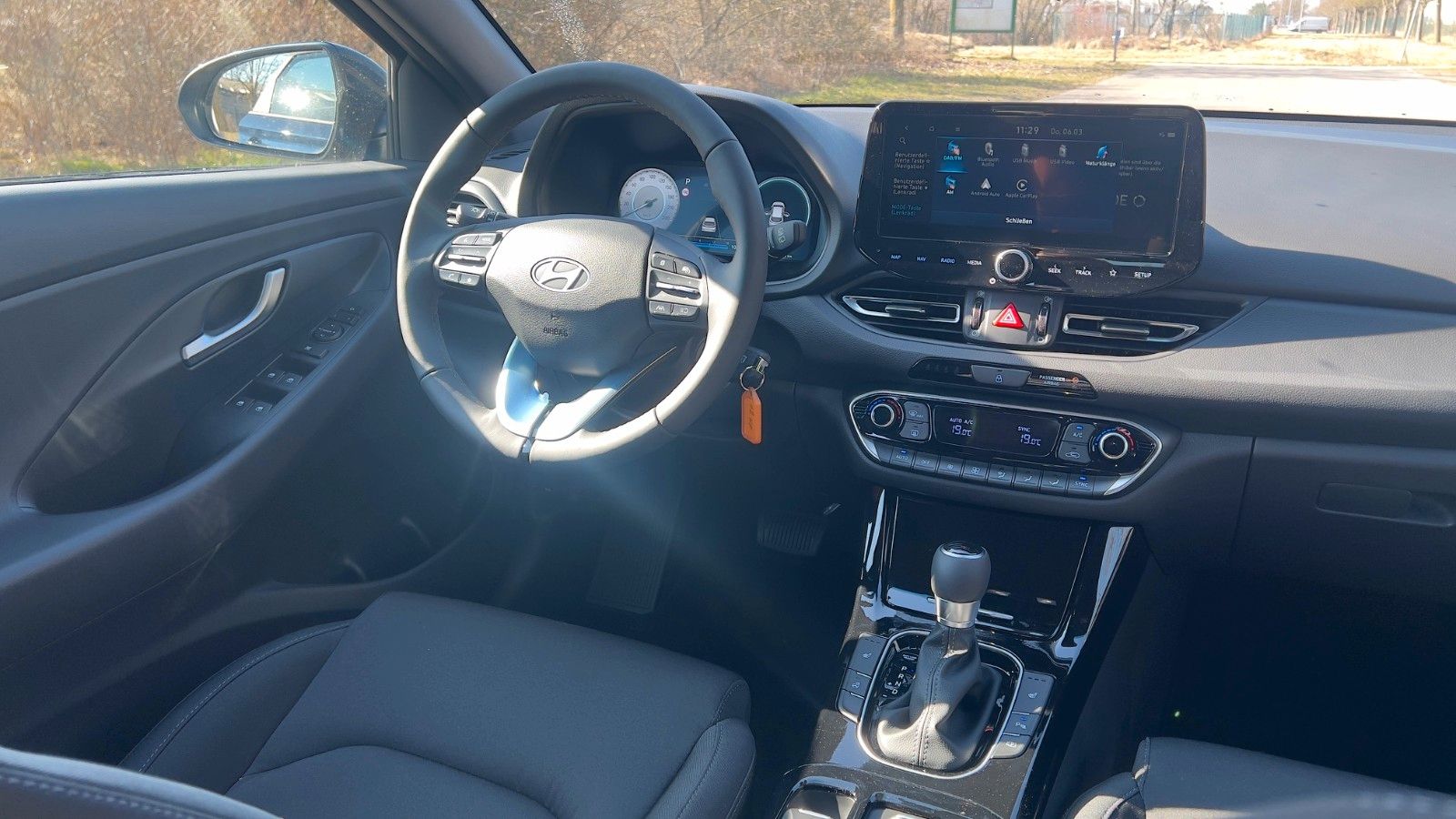 Fahrzeugabbildung Hyundai i30 1.0 T-GDI Advantage *Navi*CarPlay*RFK*LED*