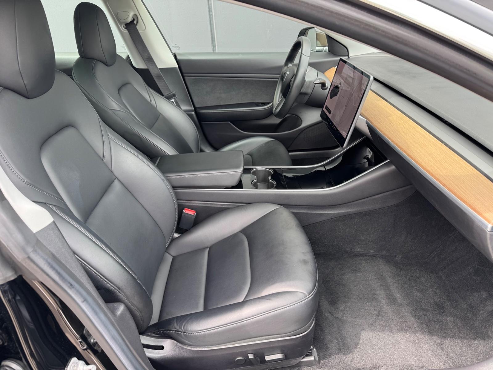 TESLA MODEL 3 RANGE PLUS 306CH - 1ERE MAIN - AUTOPILOT - 65.000 KMS