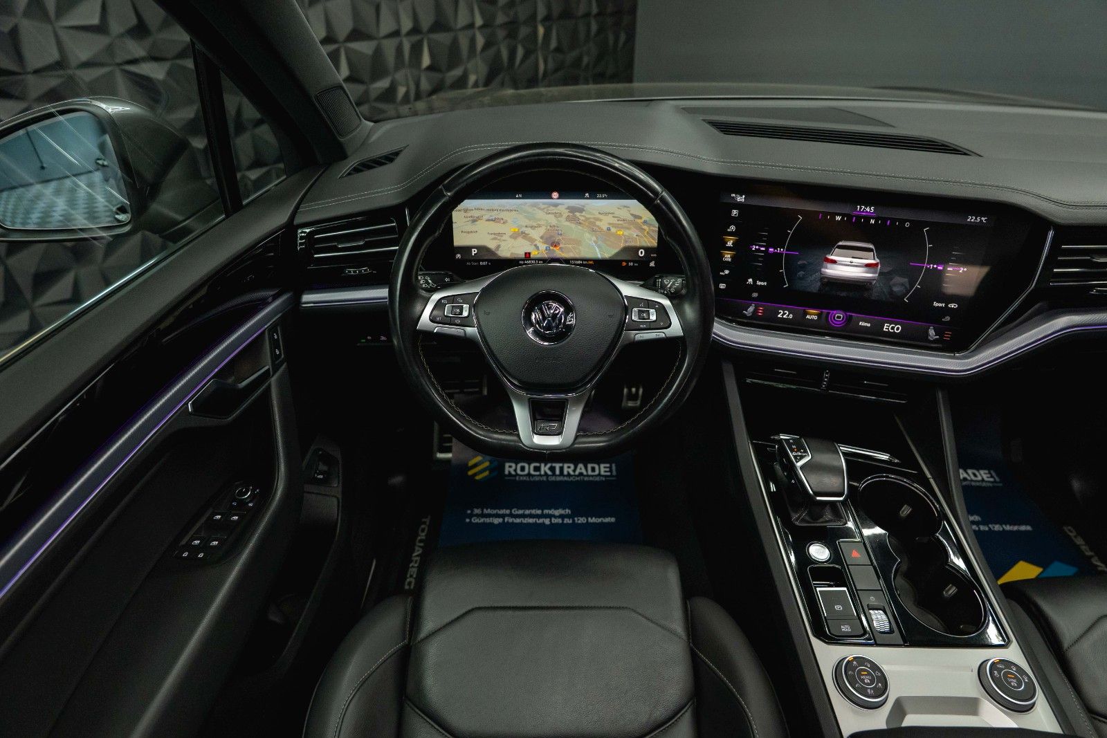 Fahrzeugabbildung Volkswagen Touareg V6 R-Line+ 4Motion *Pano*Matrix*DAB*19%*