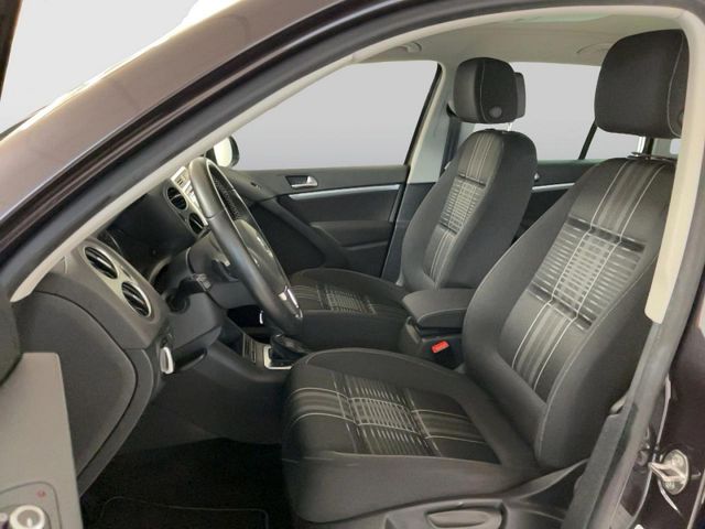 Tiguan 1.4 TSI DSG Lounge Navi Klima el. Fenster