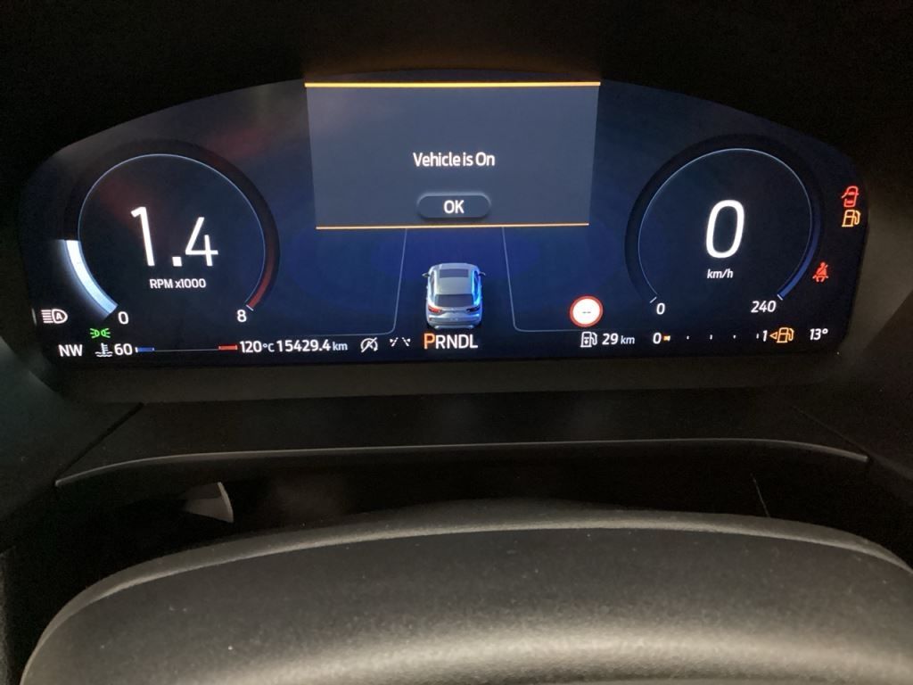 Fahrzeugabbildung Ford Kuga ST-Line X HUD AHK-klappbar Navi B&O LED