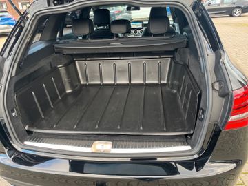 Mercedes-Benz C 300 C -Klasse T-Modell AMG Line