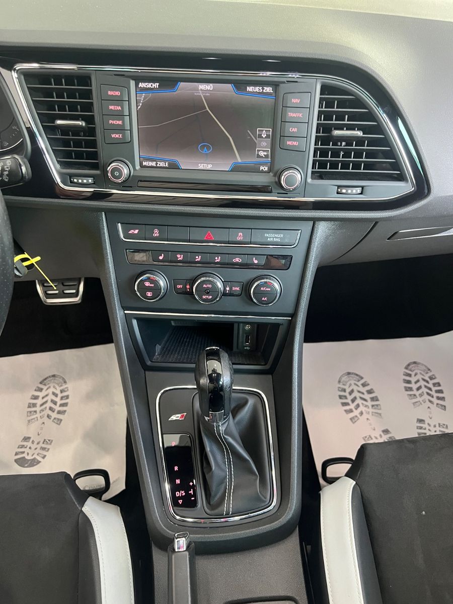 Fahrzeugabbildung SEAT Leon Cupra 290 DSG * SCHALENSITZE *