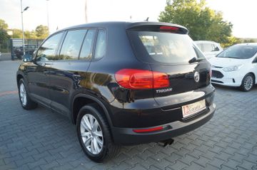 Volkswagen Tiguan - 5