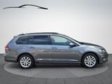 Volkswagen Golf VII Variant Comfortline BMT/Start-Stopp - Volkswagen Golf: mit Navigationssystem