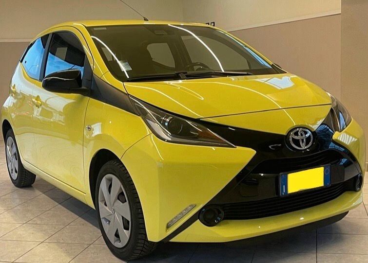 Image of Toyota Aygo (X)