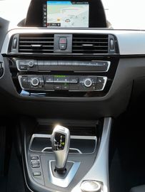 Fahrzeugabbildung BMW 118i Steptronic M Sport Shadow Navi HiFi RTTI BT
