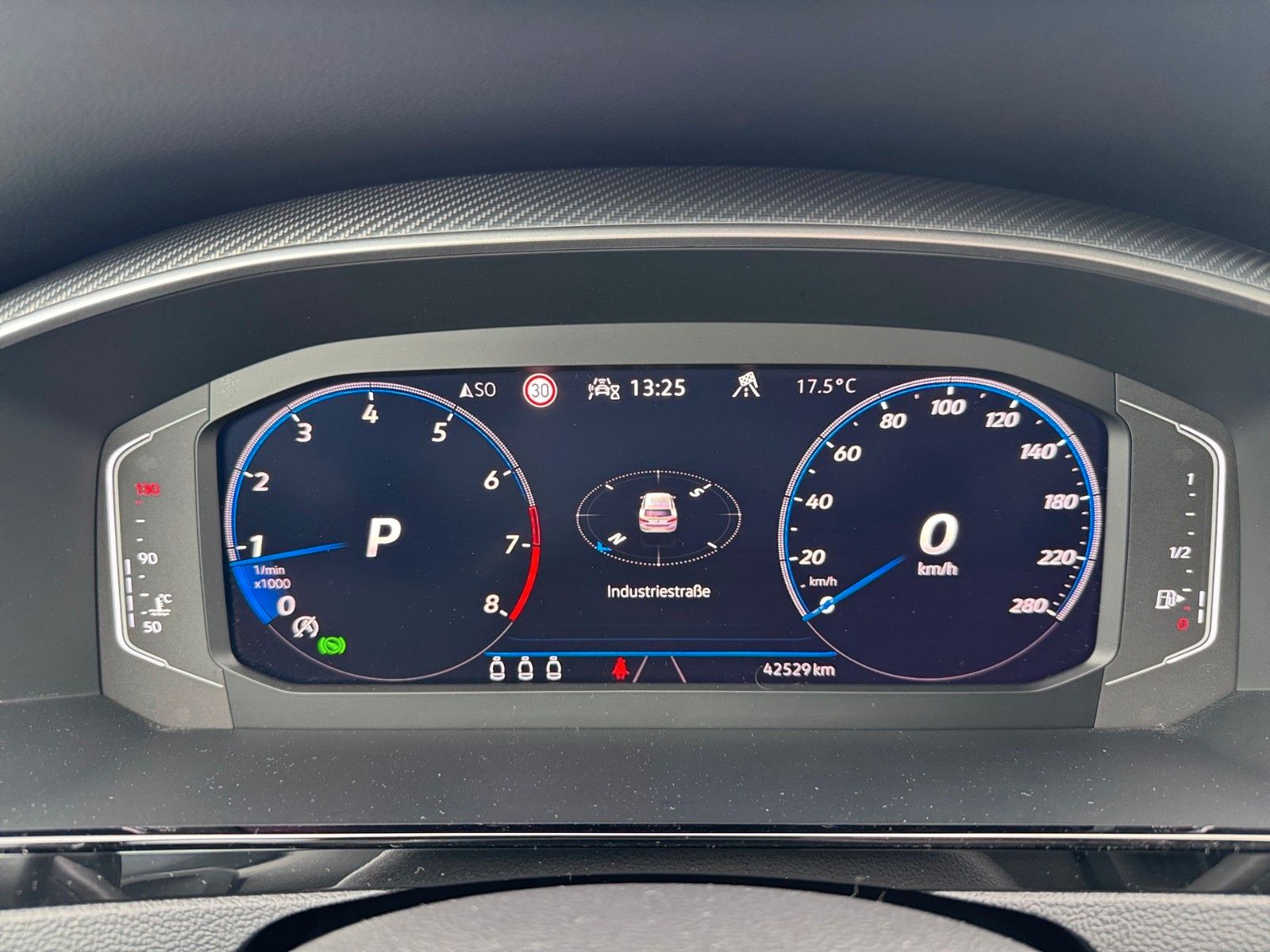 Fahrzeugabbildung Volkswagen Arteon Shooting Brake R-Line 2.0 TSI
