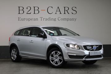 Volvo V60 Cross Country - 1