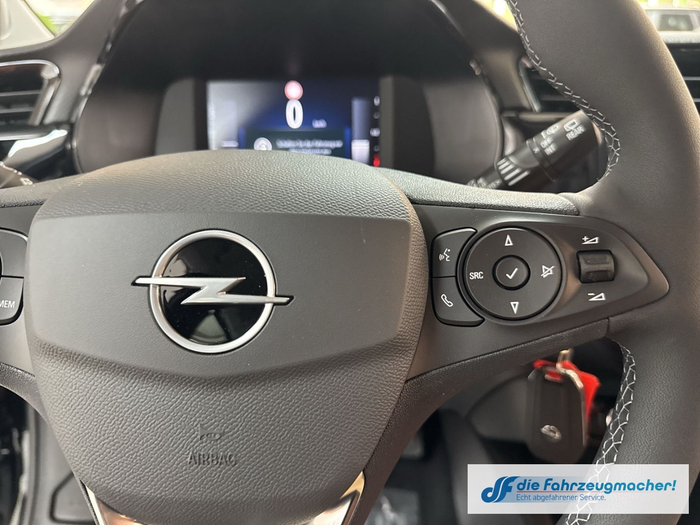 Fahrzeugabbildung Opel Corsa-e *Alu, Wärmepumpe, SHZ*Edition Apple CarP