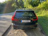 Volvo V60 B4 R Design Panoramadach - Volvo Gebrauchtwagen in Kiel