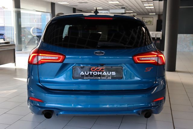 Fahrzeugabbildung Ford Focus Turnier ST 2.3 Eco |1HAND|B&O|KAMERA|LED|
