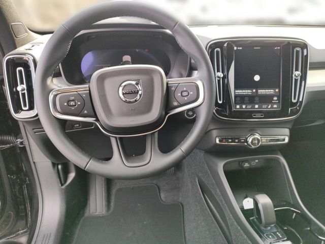 VOLVO XC 40 (Bild 14 von Array)