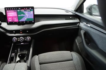 Skoda Superb Combi 2.0 TDI 142 kW 4x4 AHK StHz