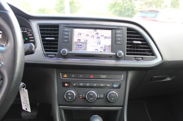Fahrzeugabbildung SEAT Leon 2.0 TDI ST FR Navi Pano LED