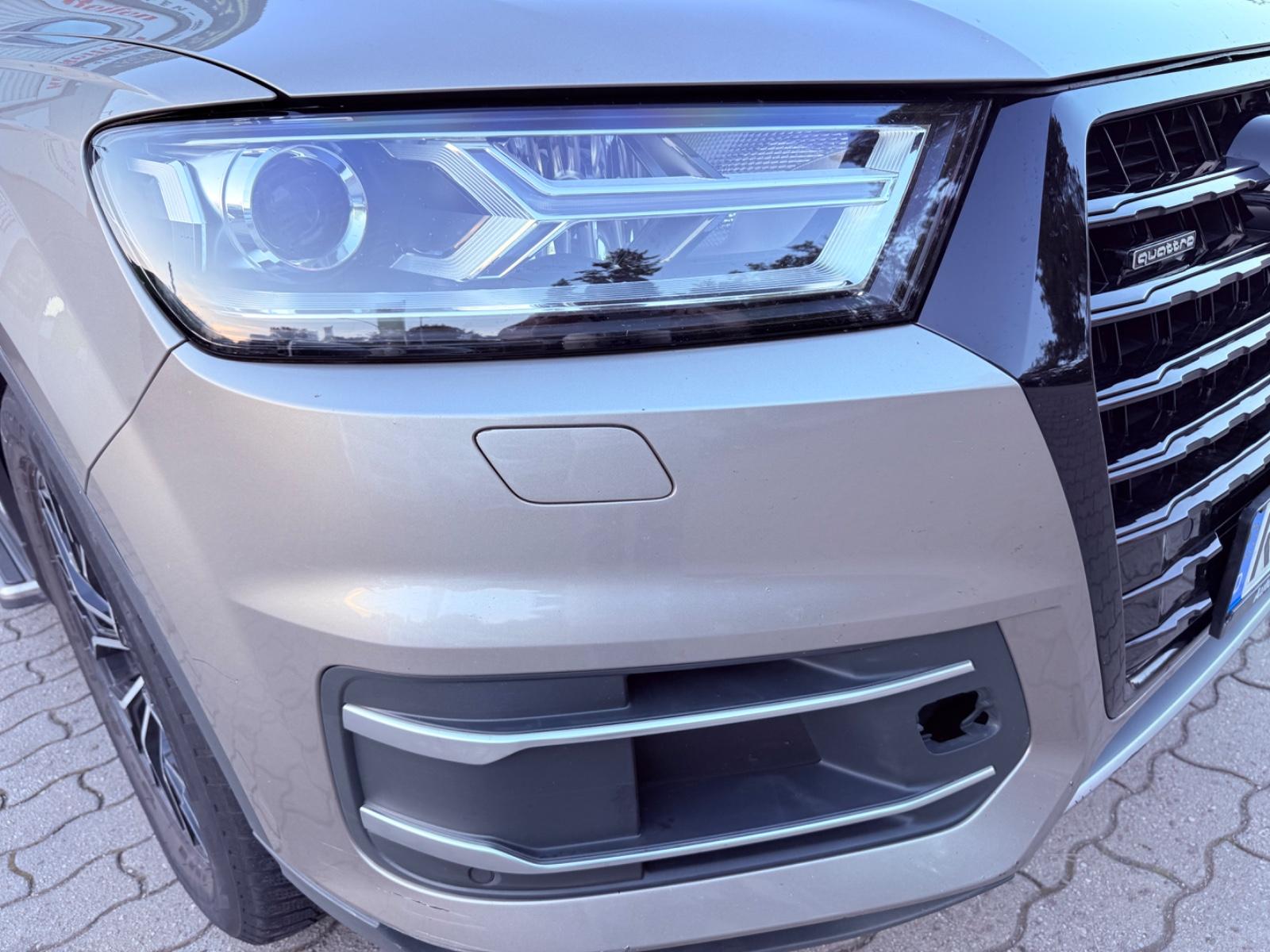 Audi Q7 3.0 TDI quattro, 7 Sitzer, NaVi,klima,top Zus