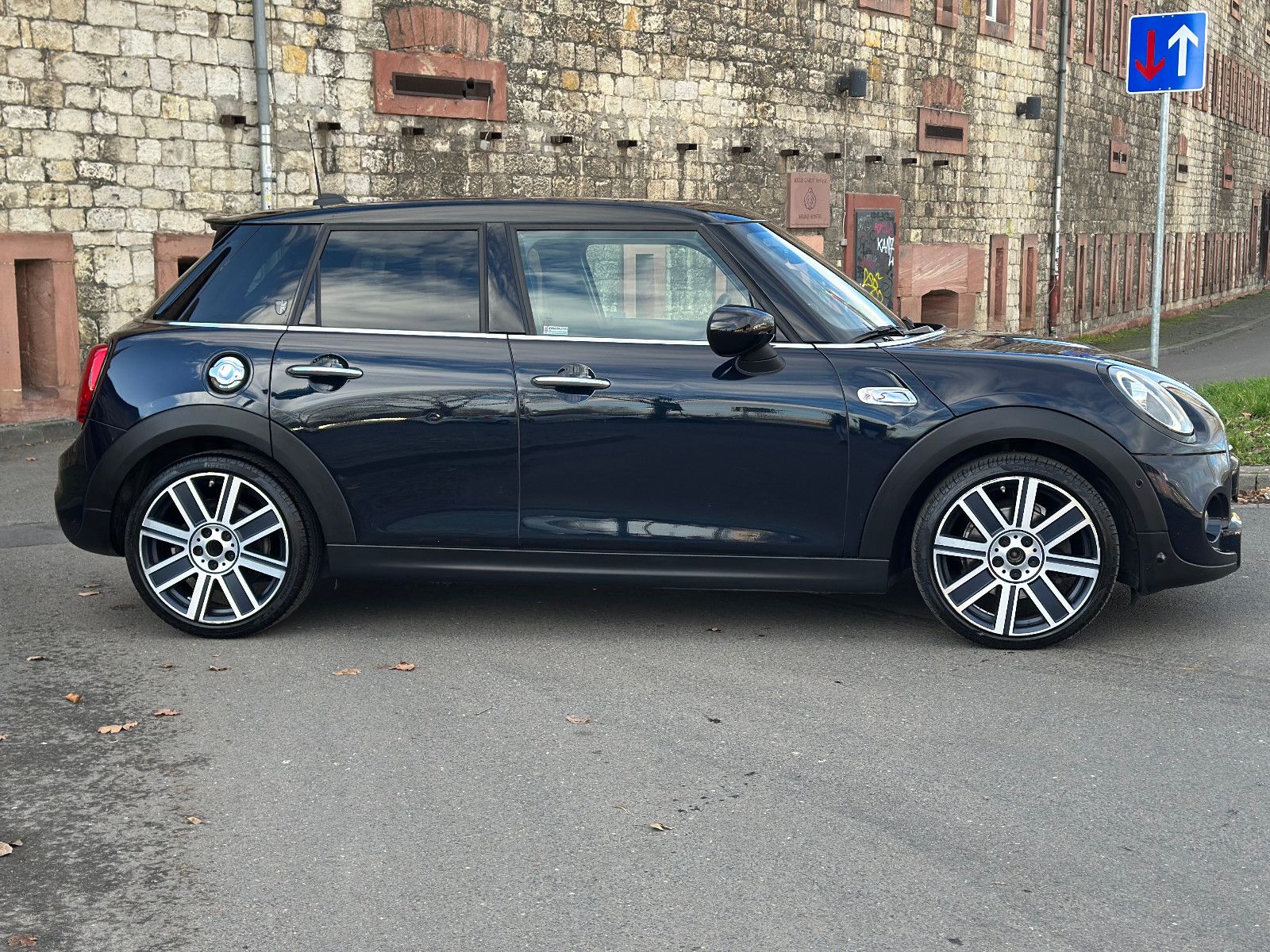 Fahrzeugabbildung MINI COOPER S*LEDER+PANO+AUTOM+BUSINESS-PAKET*