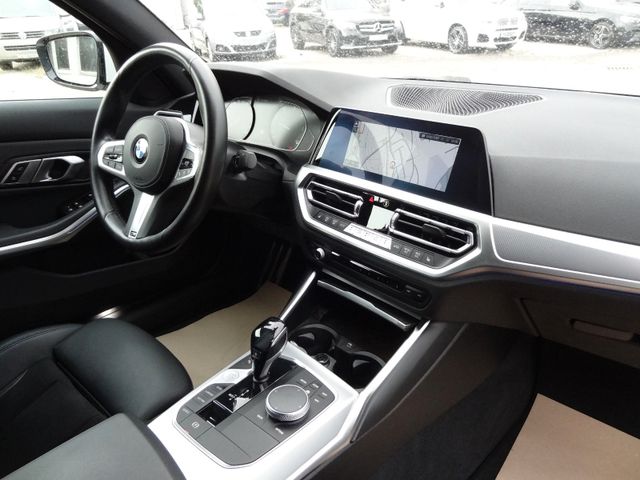 Fahrzeugabbildung BMW 320d xDrive M Sport/2.Hd/Leder/Navi/Kam/LED/