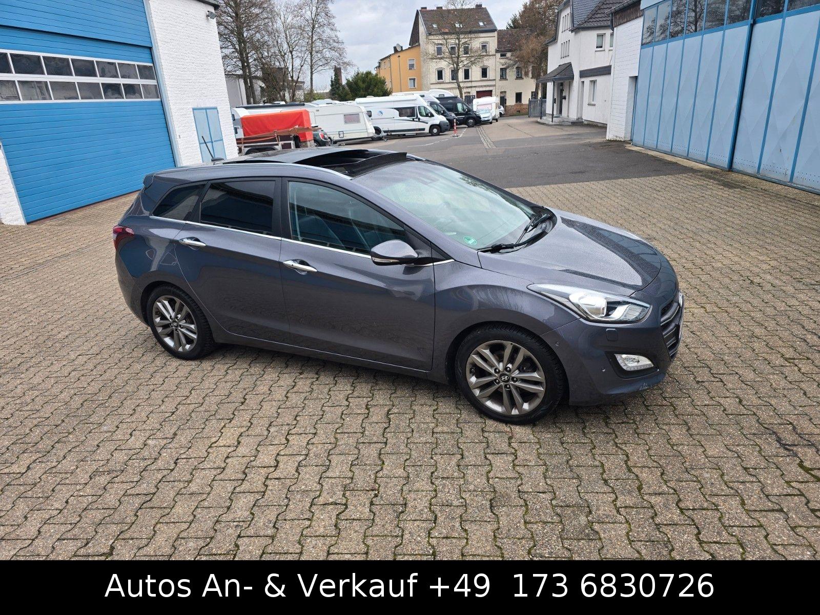 Hyundai i30 cw blue Premium. Klimatr.Navi Rückfahrkamera