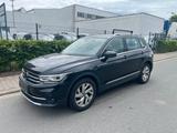 Volkswagen Tiguan Elegance / Fahrschul Umbau - Volkswagen Gebrauchtwagen in Wiesbaden