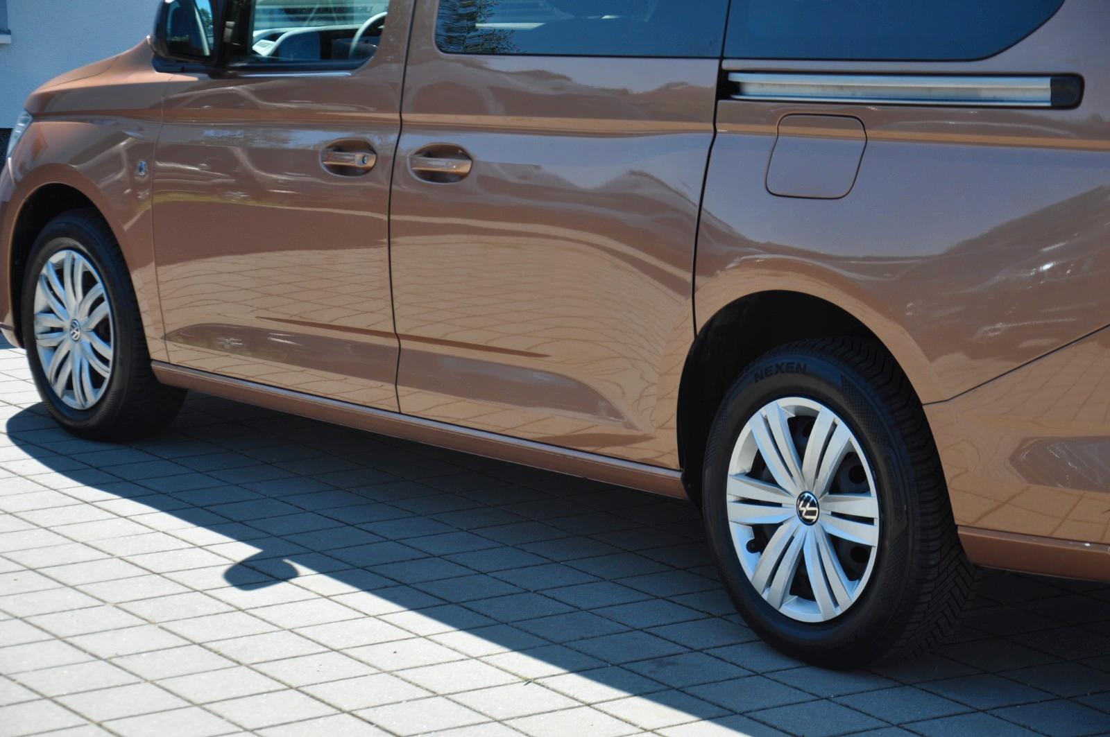 Volkswagen Caddy Maxi 1.5 TSI LED-APPLE-7 SITZER