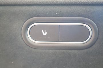 Mercedes-Benz A220 4Matic AMG Line PANO AMBIENTE MULTIBEAM