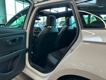 MYAUTOCENTER – Gebraucht- und Jahreswagen mit Werkstattservice in Pfaffenhofen Seat Leon *KEYLES*PANO*ACC*LED*PDCCAM*FR*ALCANTARA*