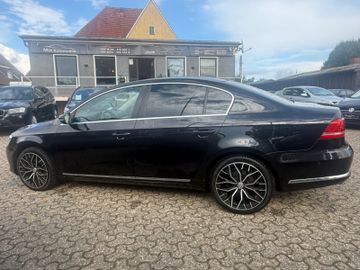 Volkswagen Passat - 8