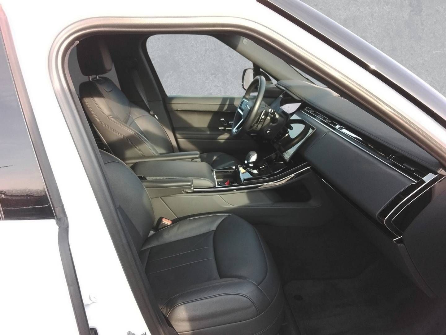 Fahrzeugabbildung Land Rover Range Rover Sport D250 S