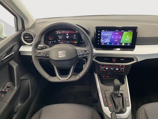 Fahrzeugabbildung SEAT Arona Road Edition Navi LED VerkehrszeichERK Nav