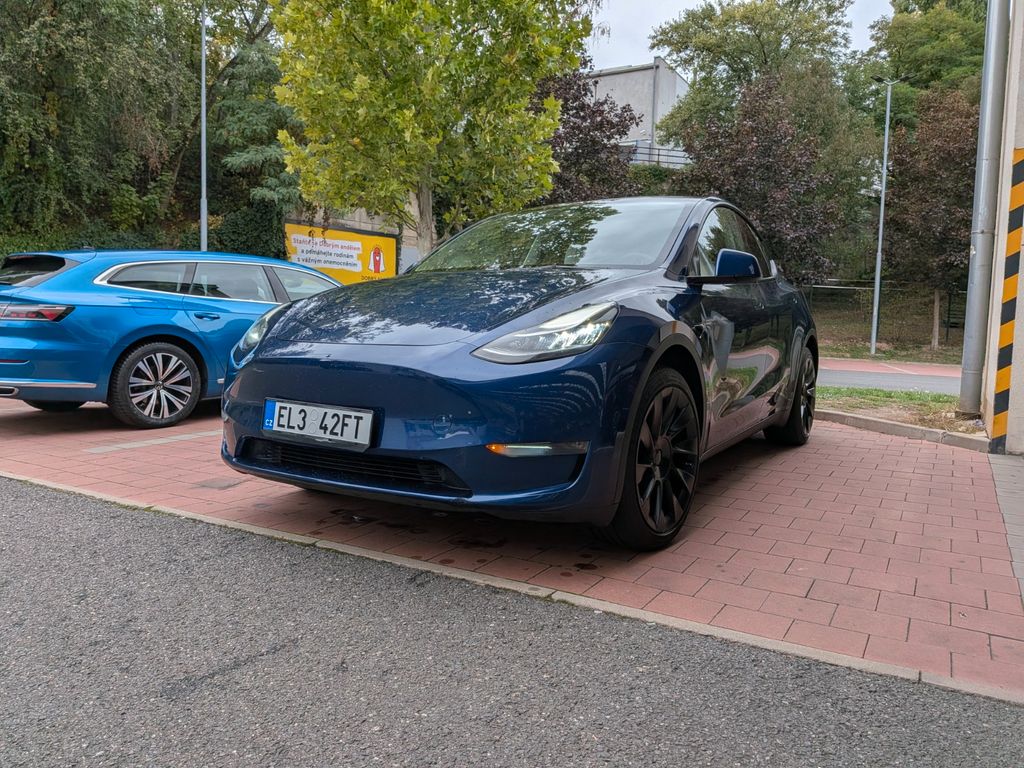 Image of Tesla Model Y