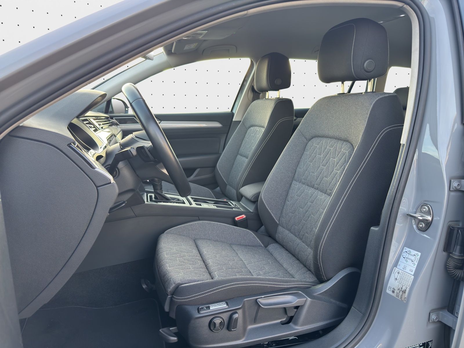 Volkswagen Passat Variant - Bild 12