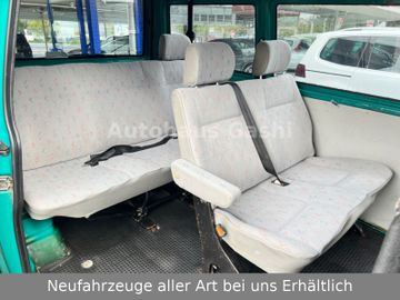 Fahrzeugabbildung Volkswagen T4 Kombi*8-Sitzer*AHK*CD-Radio*Servo*