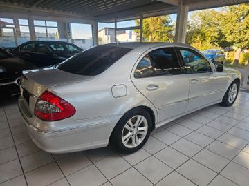Mercedes E 200 - 7