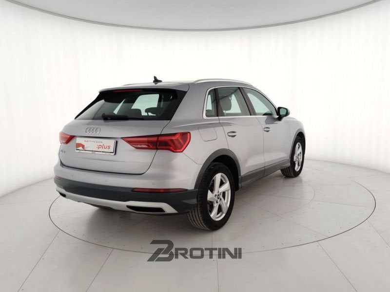Audi Q3 1.5 35 TFSI Business Advanced imagem 3