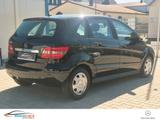 Mercedes-Benz B 170 Automatik *orig. 83 TKM *PDC vo+hi *8-fach - Mercedes-Benz 170 v