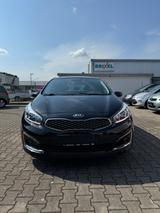 Kia cee'd / Ceed*PDC*NAVI*SITZHEIZUNG*LENKRADHEIZUNG - Kia cee'd / Ceed in Augsburg