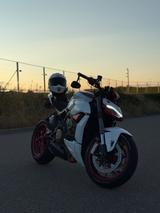 Ducati Streetfighter V4 Sonderstück - STREETFIGHTER