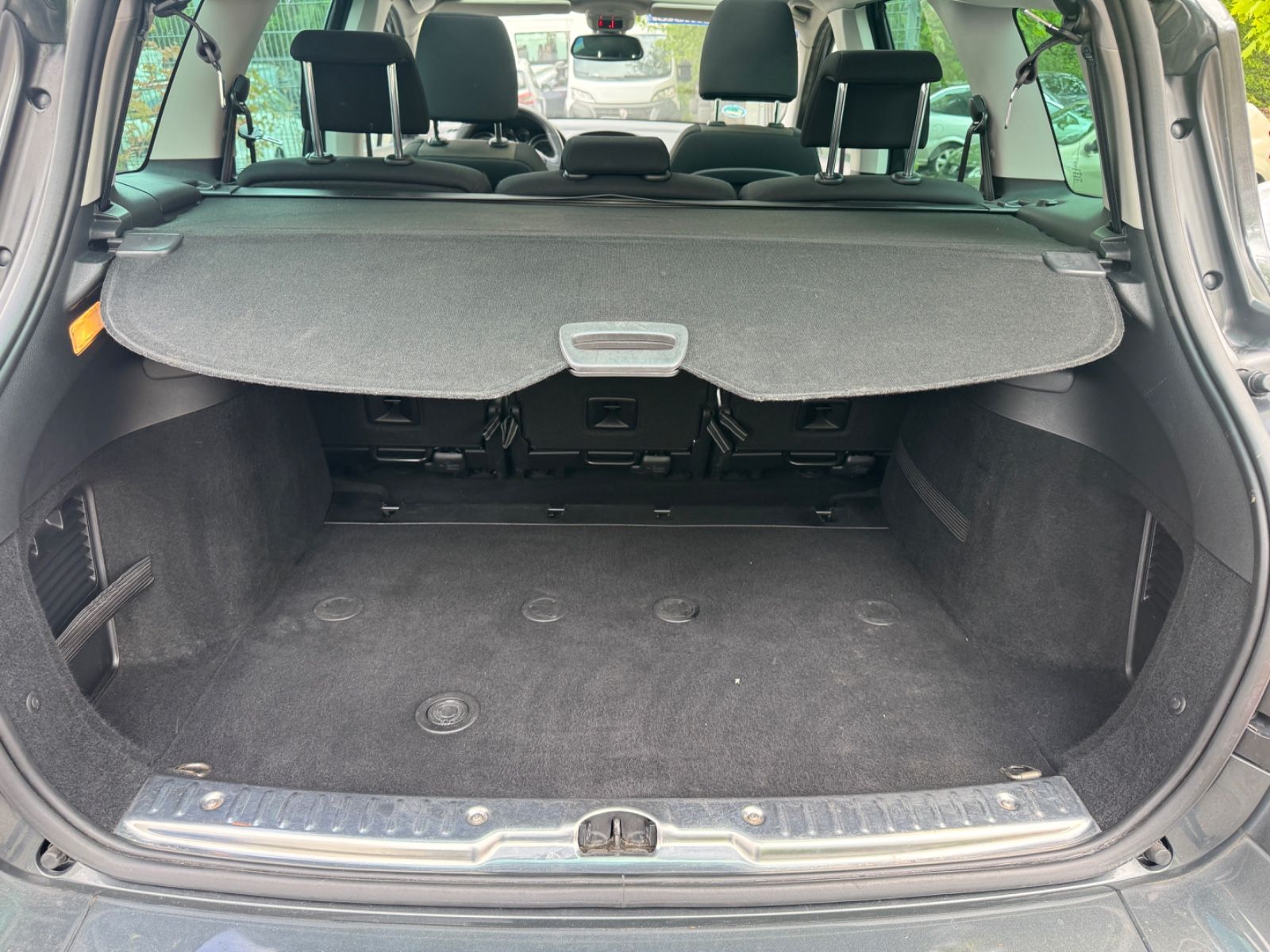 Fahrzeugabbildung Peugeot 308 SW Panorama+Klima+Bluetooth