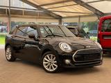 MINI Cooper Clubman/LED/Navi/Alu17Zoll/PDC/Sportsitze - MINI Cooper Clubman aus 2016