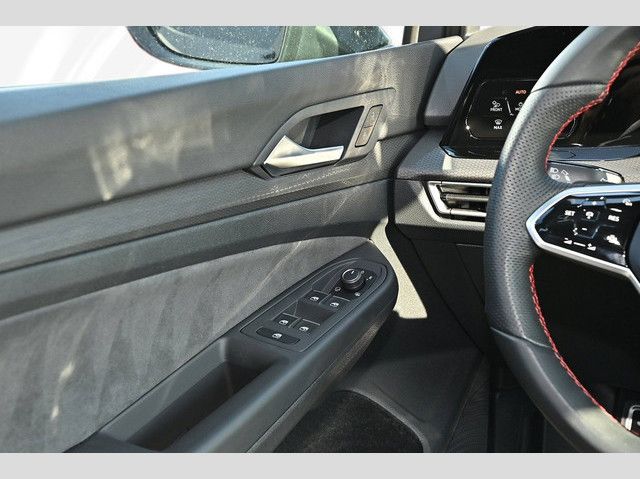 Volkswagen Golf VIII 2.0 l TSI DSG GTI Clubsport foto 18