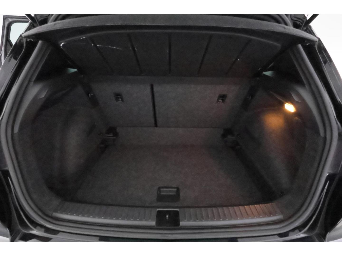 SEAT Arona 1.0TSI FR+LED+NAVI+SHZ+PDC+TEMPO+CARPLAY, миниатюра 16