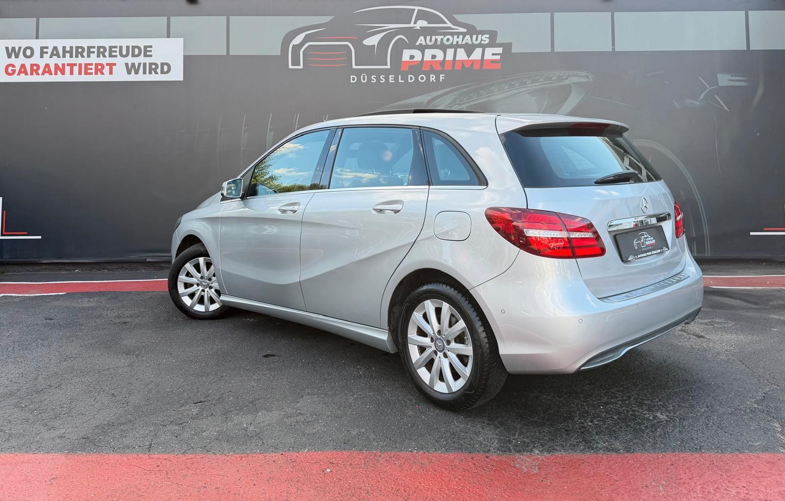 Mercedes-Benz B 180 CDI*Temp*Pano*Navi*Led*PDC