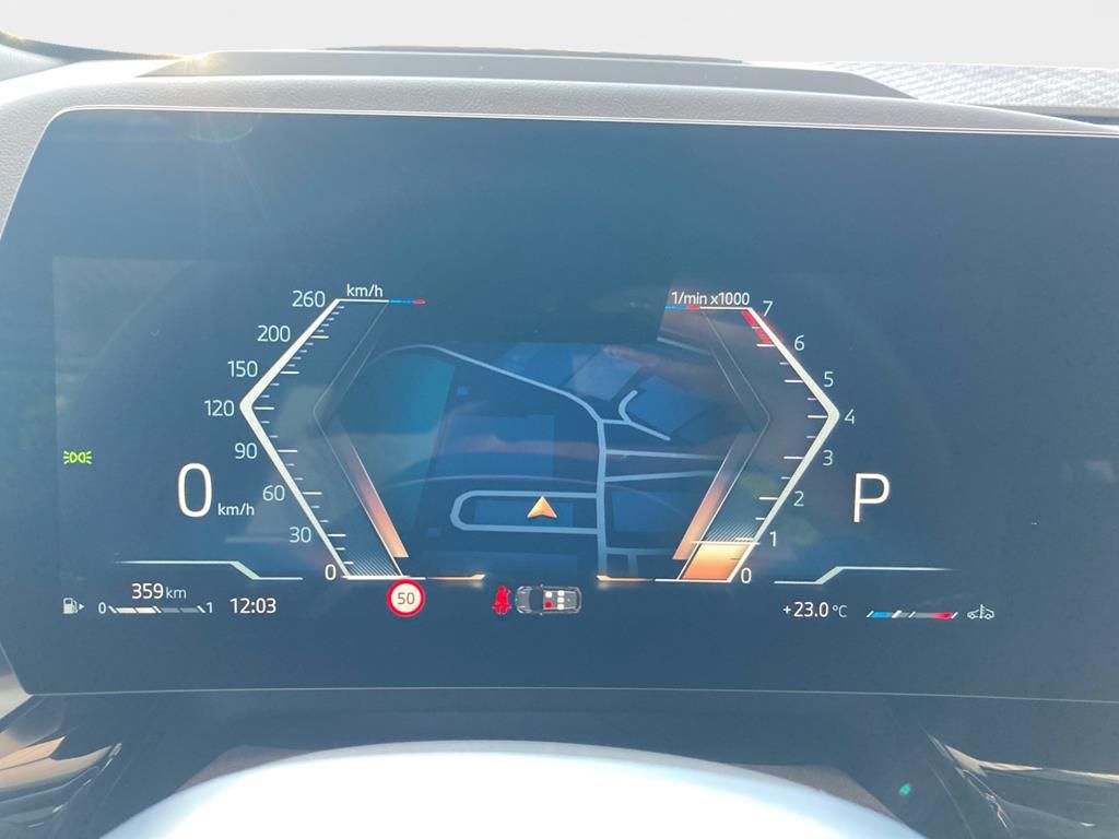 BMW 223 Active Tourer - Bild 13