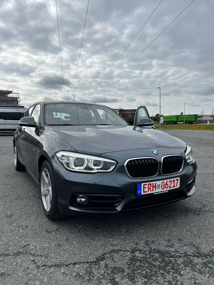 BMW 118i Sport Line Sport Line