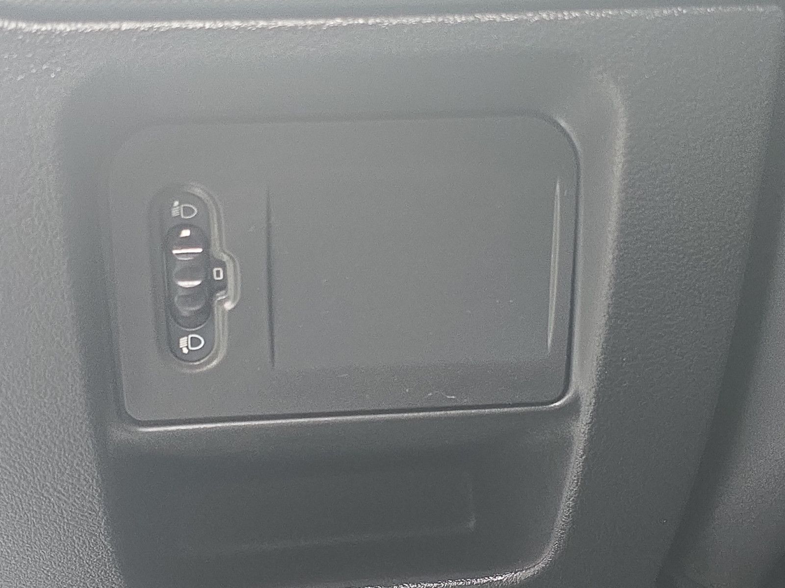 Fahrzeugabbildung Renault Clio II Campus+NUR 61 KM+ALWETTERREIFEN+TÜV NEU