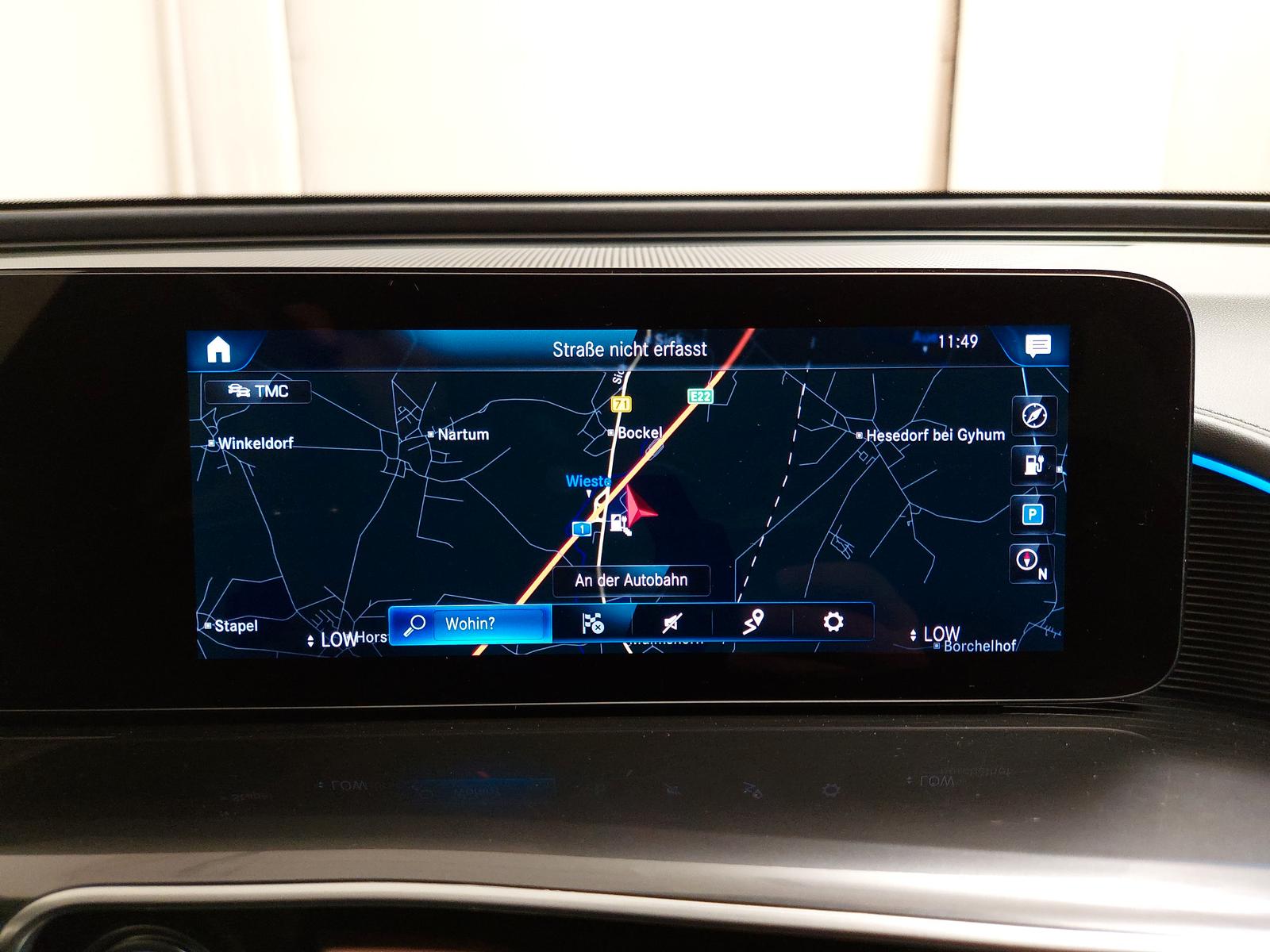 Mercedes-Benz EQC 400 4M Leder Navi LED Kamera Sound