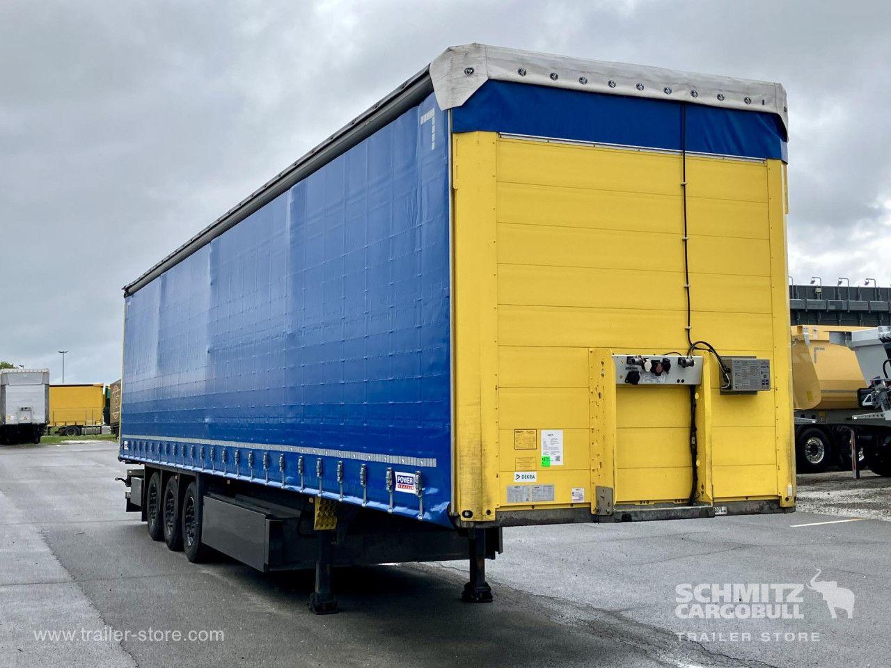 Schmitz Cargobull Curtainsider Standard
