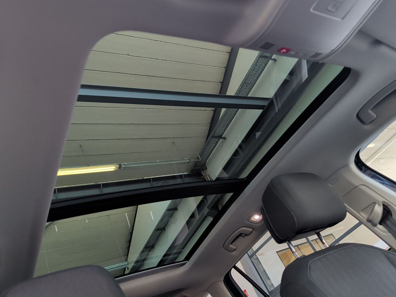 Volkswagen Tiguan Allspace TDI DSG Life AHK PanoSD Navi ACC foto 11